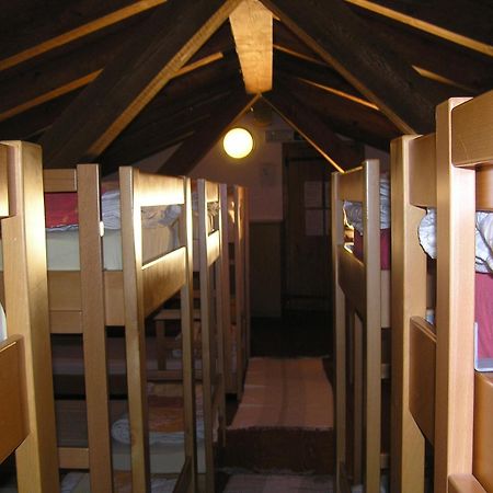 Pliskovica Youth Hostel エクステリア 写真
