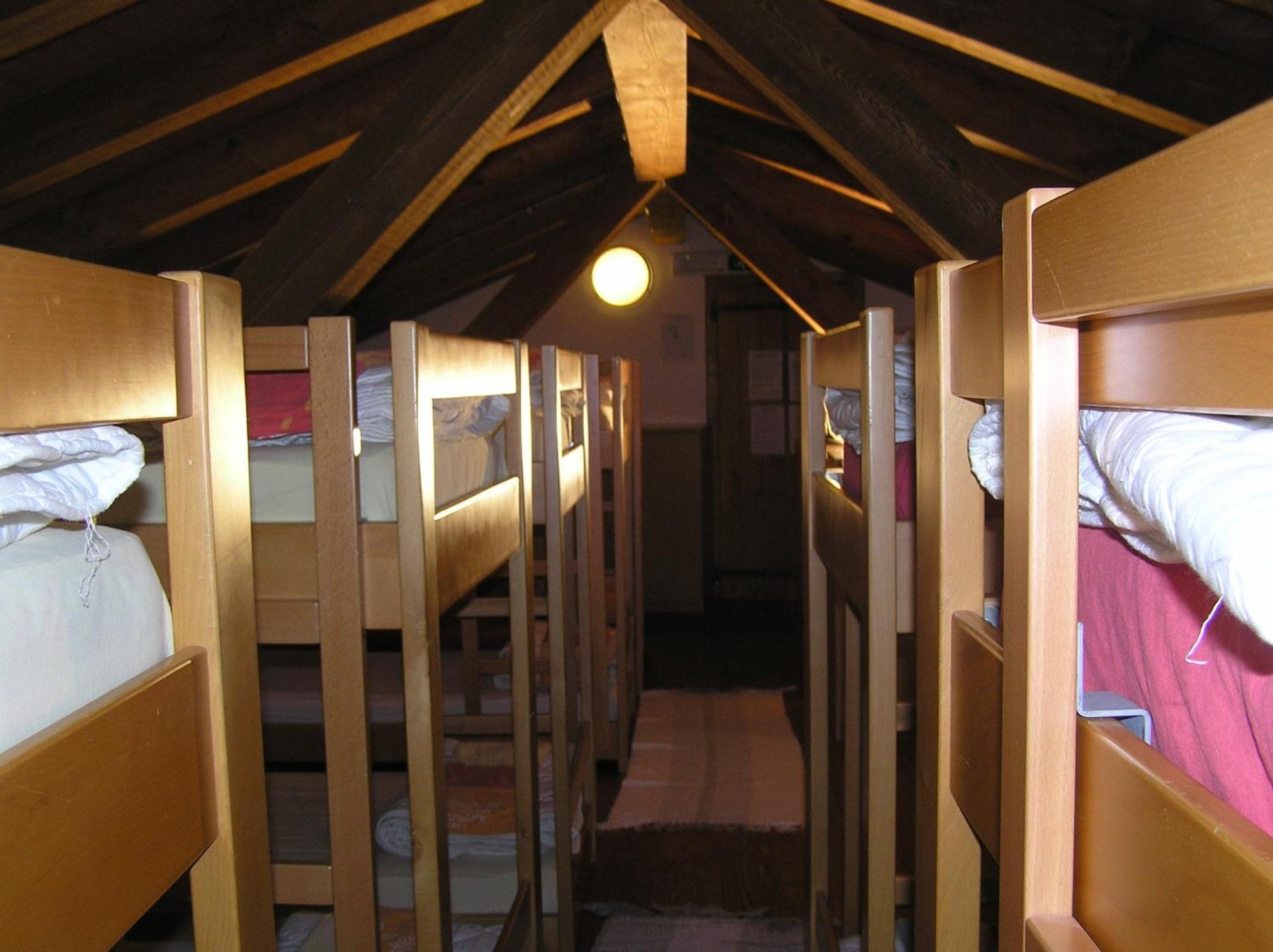 Pliskovica Youth Hostel エクステリア 写真