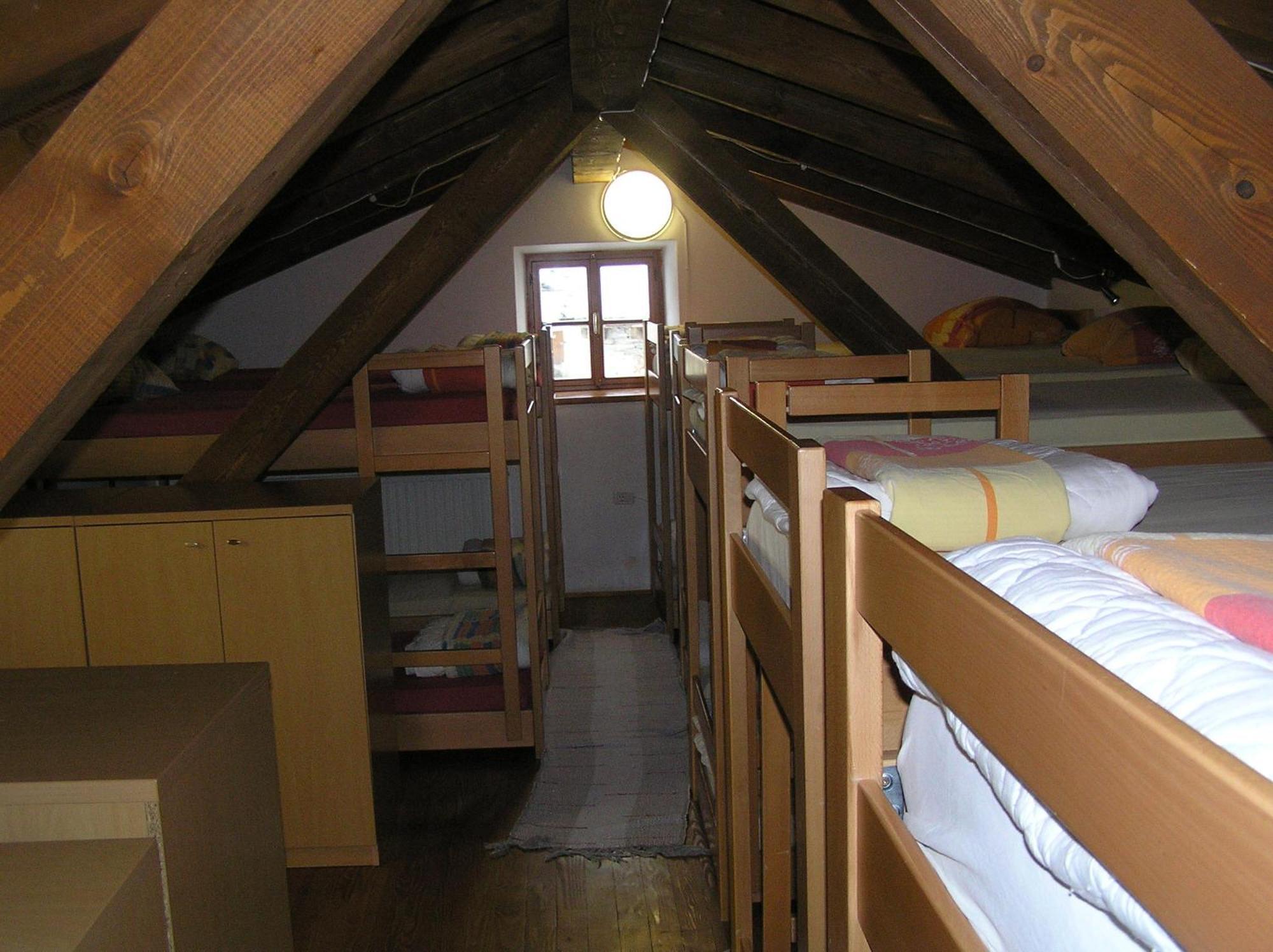 Pliskovica Youth Hostel エクステリア 写真