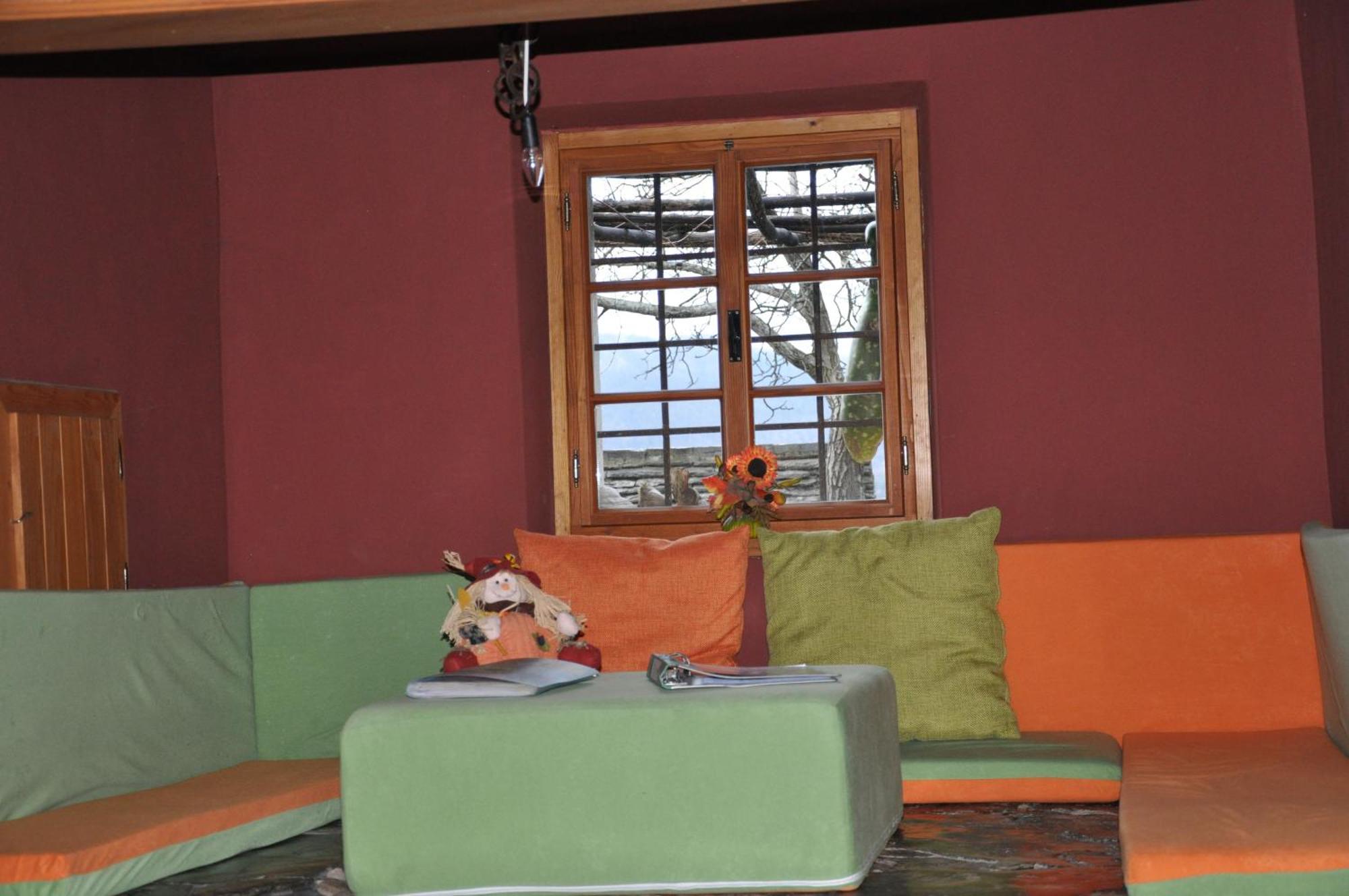 Pliskovica Youth Hostel エクステリア 写真