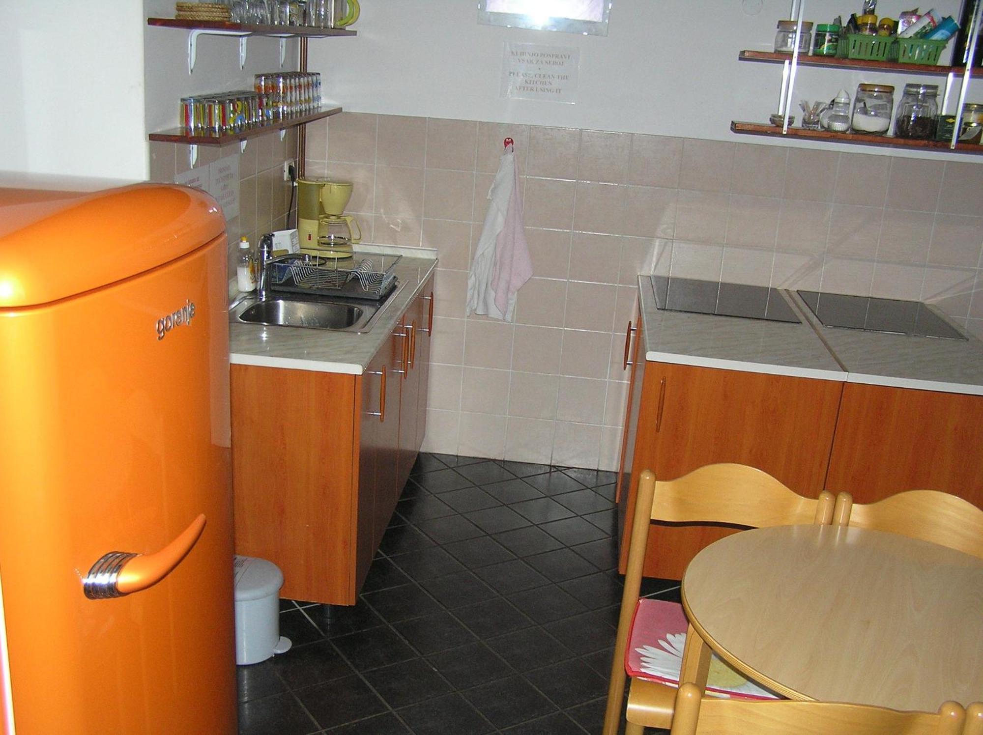 Pliskovica Youth Hostel エクステリア 写真