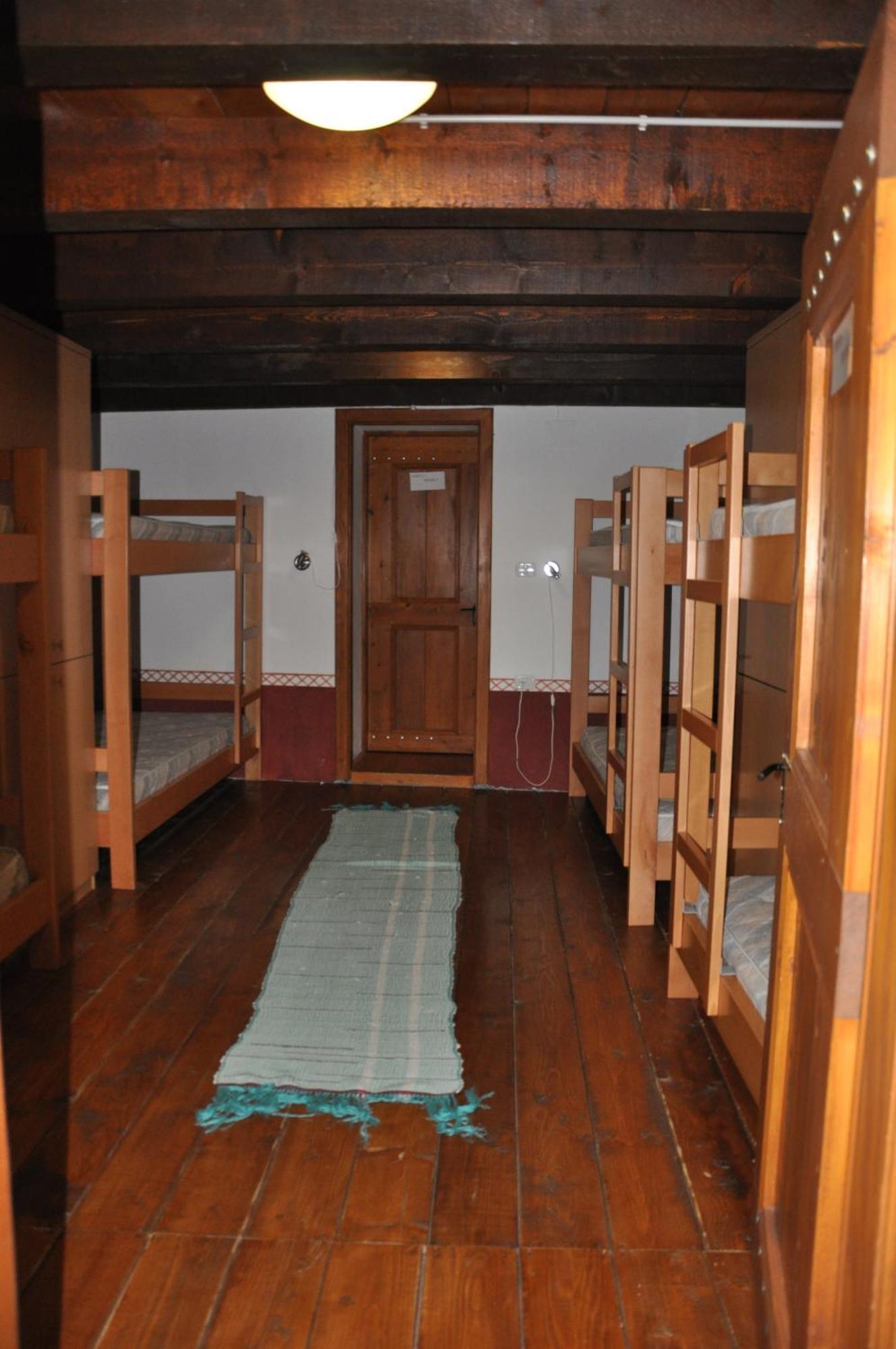 Pliskovica Youth Hostel エクステリア 写真